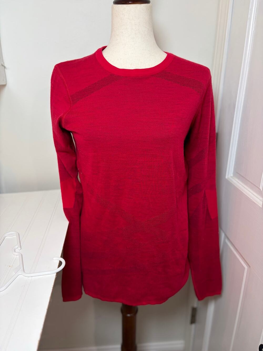 Smartwool Women Intraknit Thermal Merino Baselayer Crew Scarlet Size XL Red
